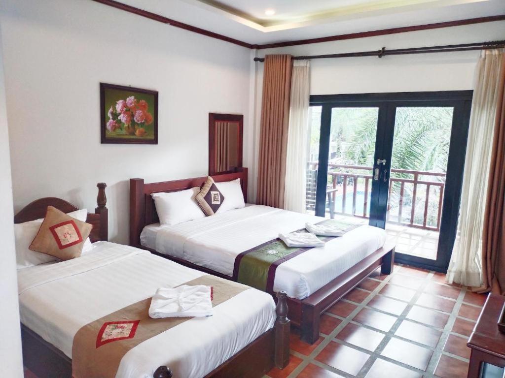 Vang Vieng Savanh Sunset View Resort Exterior foto